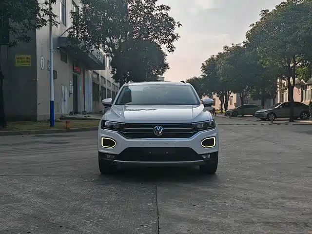 VOLKSWAGEN T ROC EXPLORING SONGS