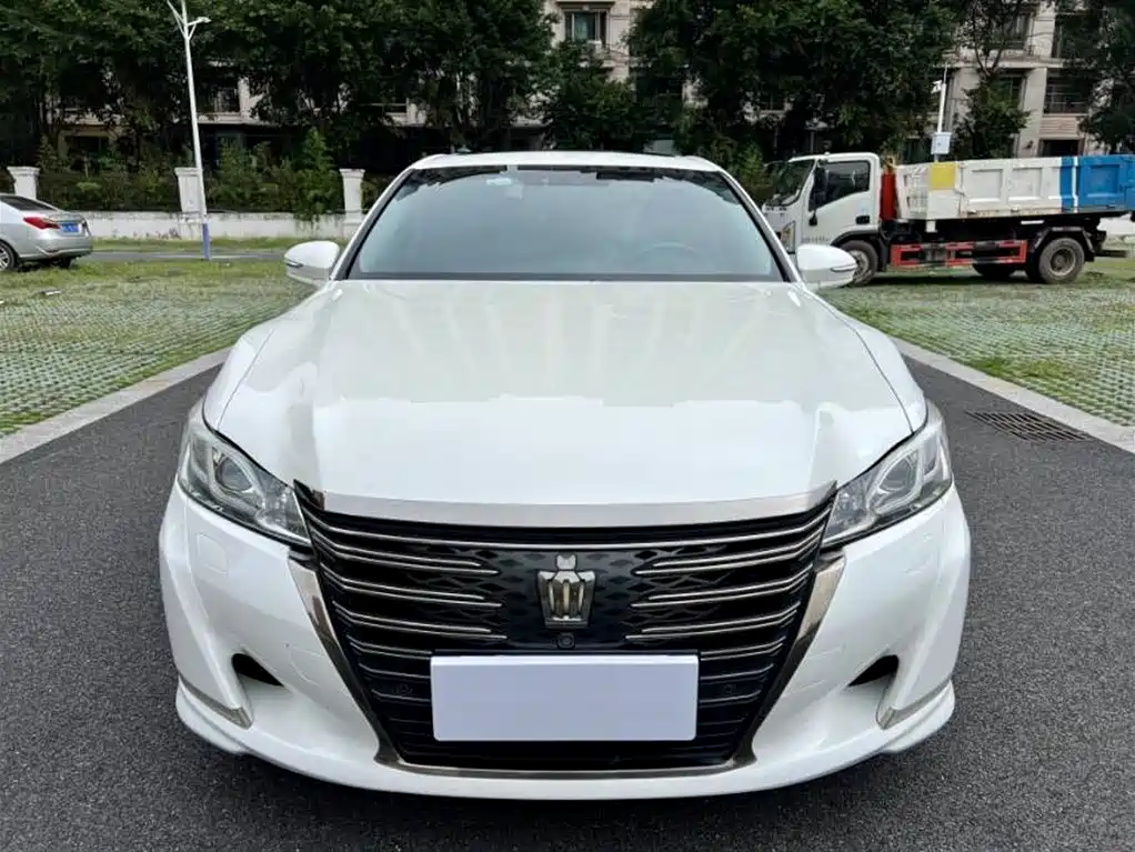 Toyota Crown 2018 2.0T Sport Edition фото 2