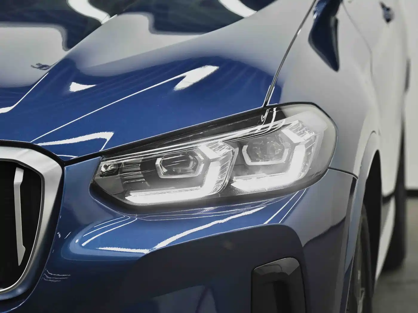 BMW X3 2022 xDrive25i M Sport Package фото 3