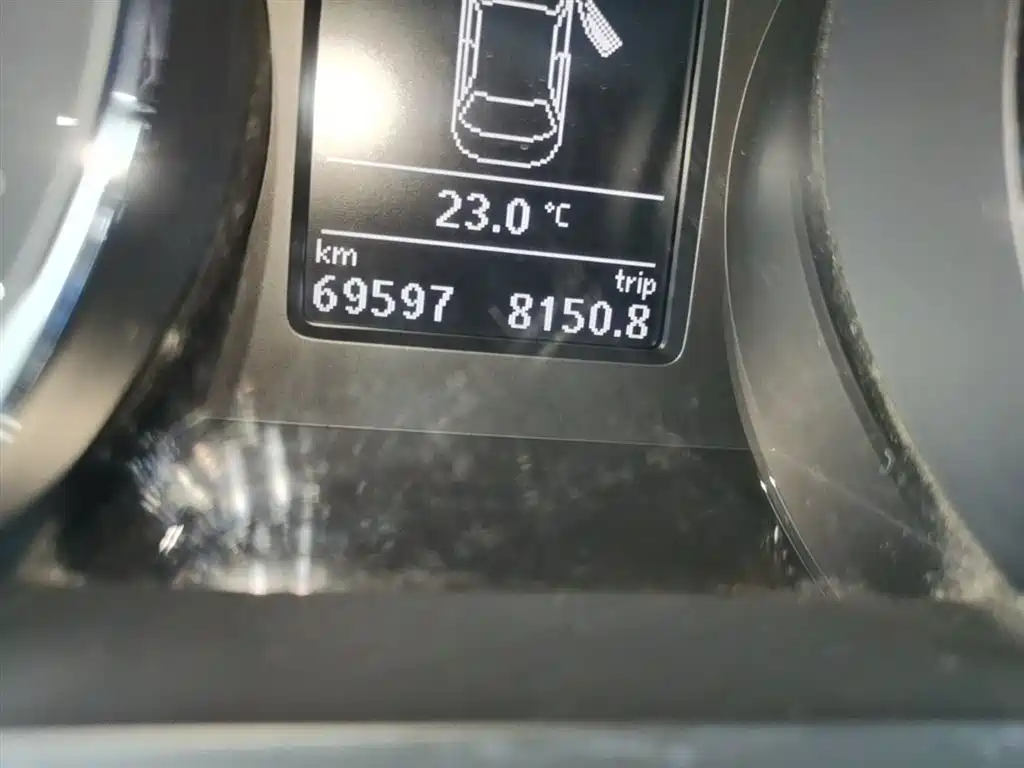 Volkswagen Sagitar 2018 280TSI DSG Spark Edition фото 12