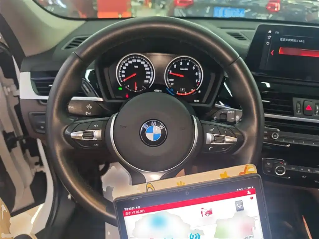 BMW X1 2022 sDrive25Li Leading фото 11