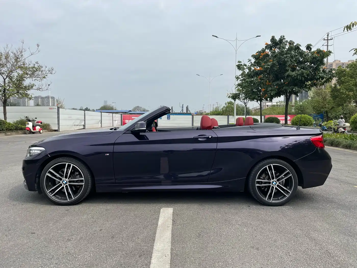 BMW 2 Series (Import) 2019 225i Convertible Coupe Exclusive M Sport Package фото 7