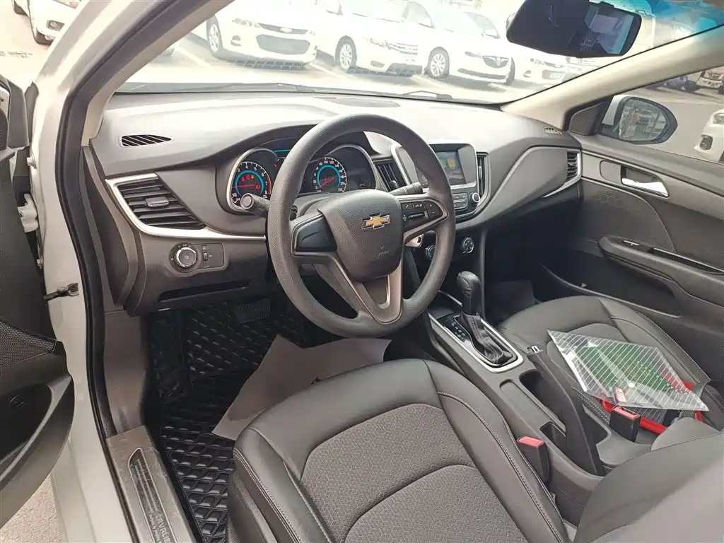 Chevrolet Cavalier 2016 1.5L Automatic Delight Edition фото 6