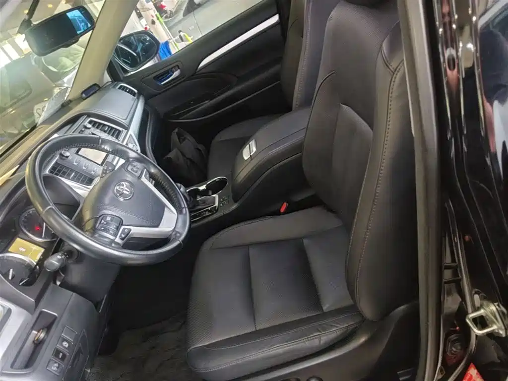 Toyota Highlander 2017 2.0T 4WD Premium 7-Seater фото 15