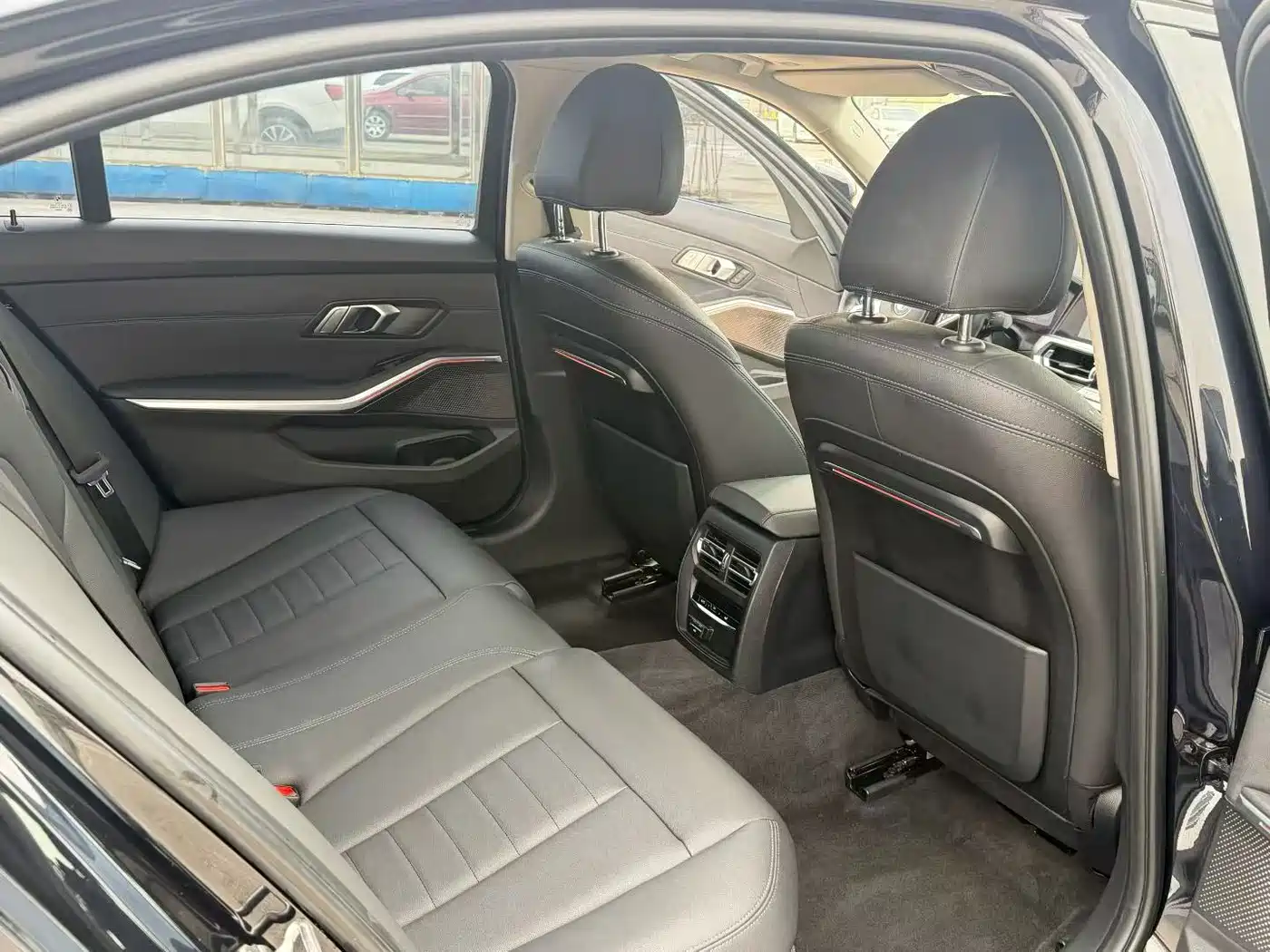 BMW 3 Series 2020 325Li M Sport Package фото 7