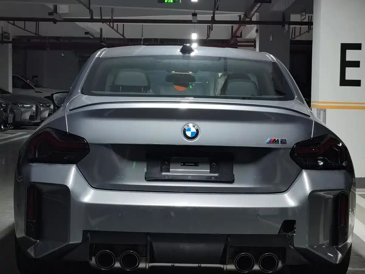 BMW M2 2024 M2 фото 9