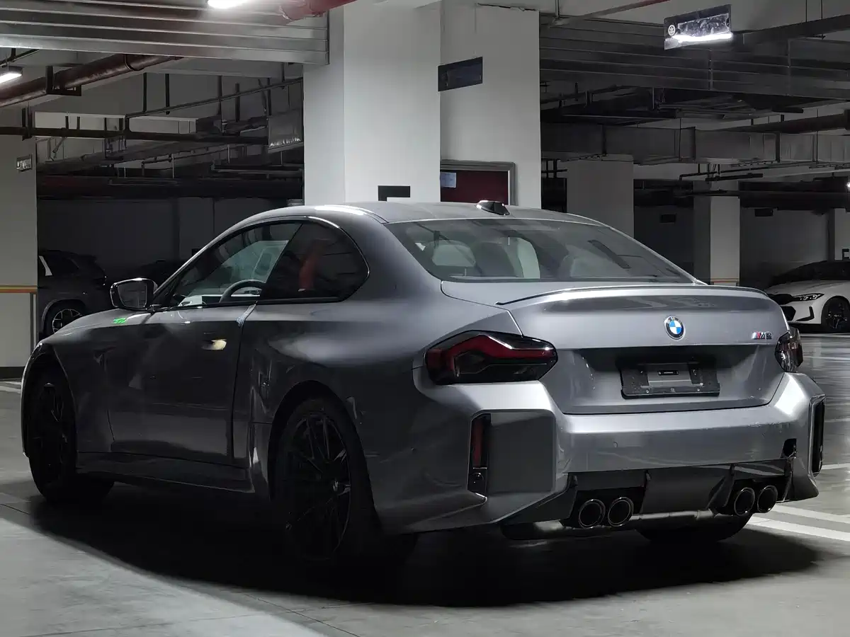 BMW M2 2024 M2 фото 6