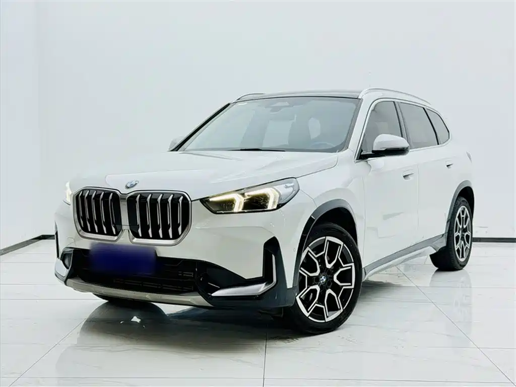 BMW X1 2023 sDrive25Li X Design Package фото 2