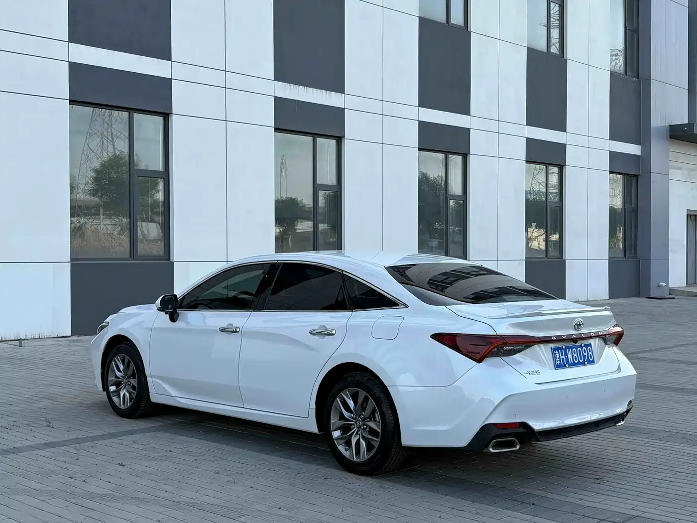 Toyota Avalon 2021 2.5L Luxury Edition фото 9
