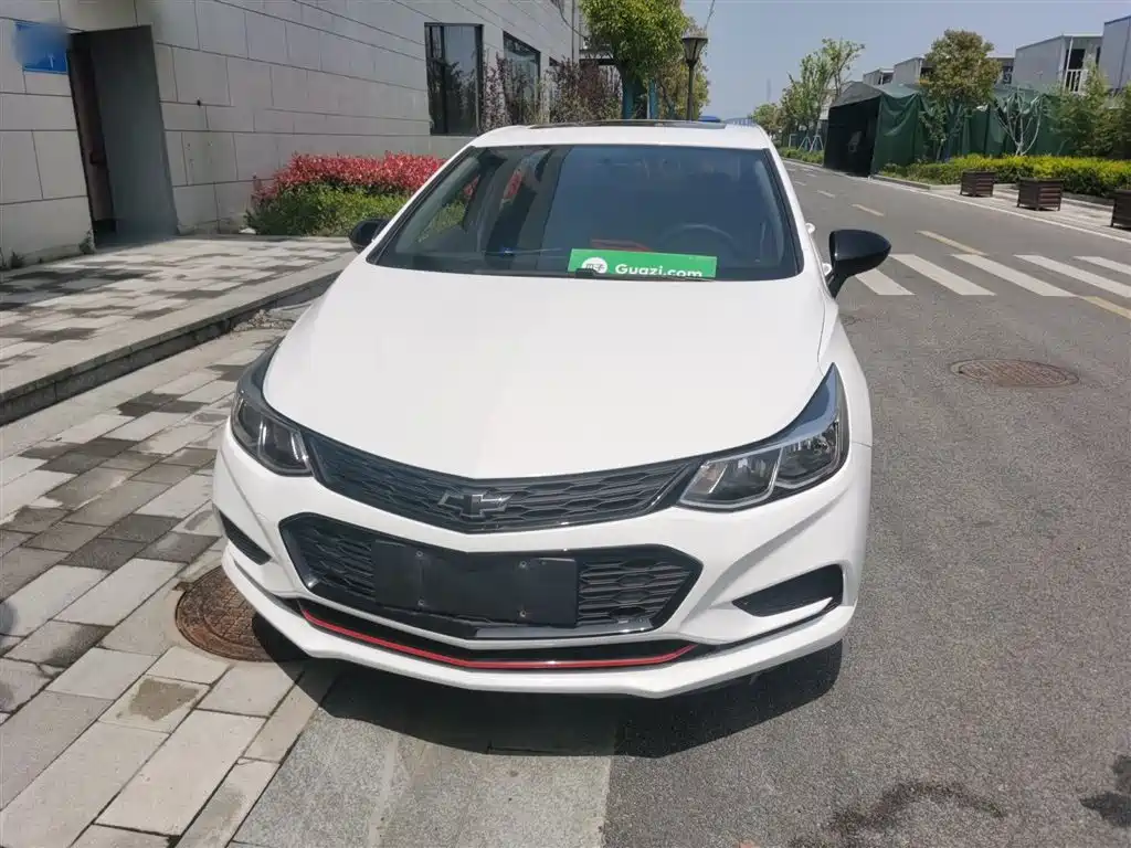 Chevrolet Cruze 2018 Redline 320 Automatic Pioneer Edition фото 3