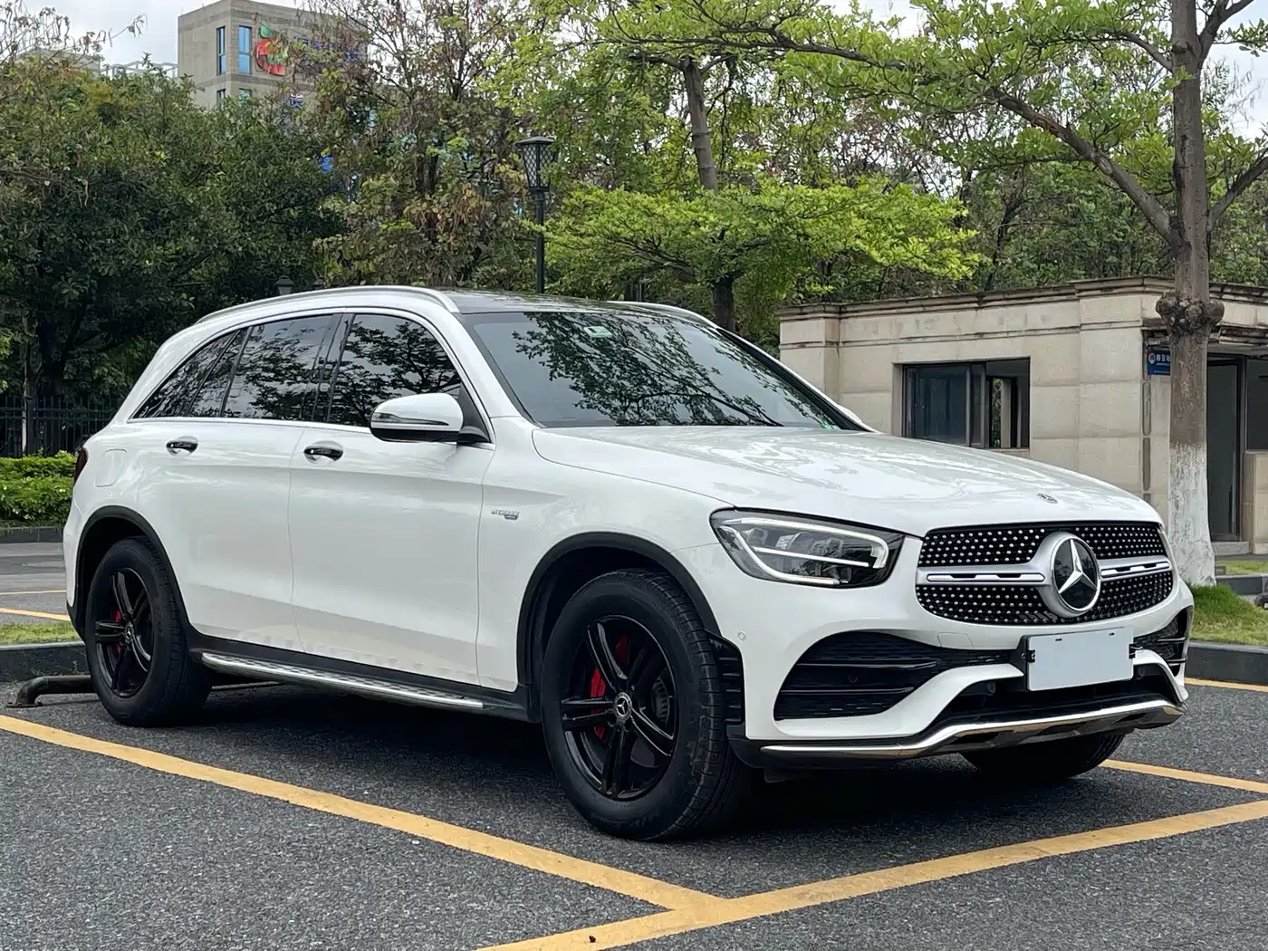 Mercedes-Benz GLC 2021 GLC 260 L 4MATIC Sporty фото 3