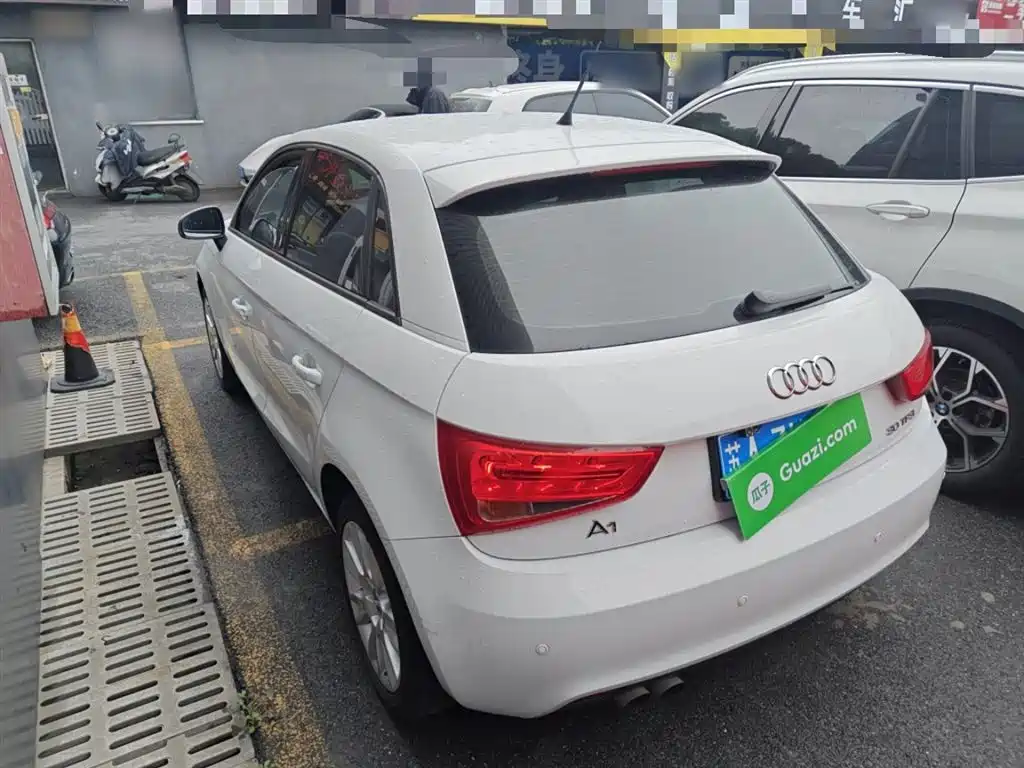 Audi A1 2014 30 TFSI Sportback Fashion фото 23
