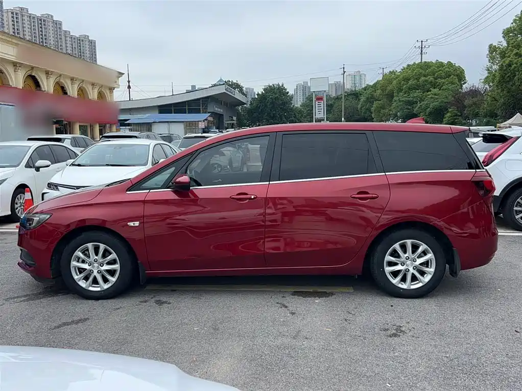 Buick GL6 2018 18T 6-Seater Luxury фото 6