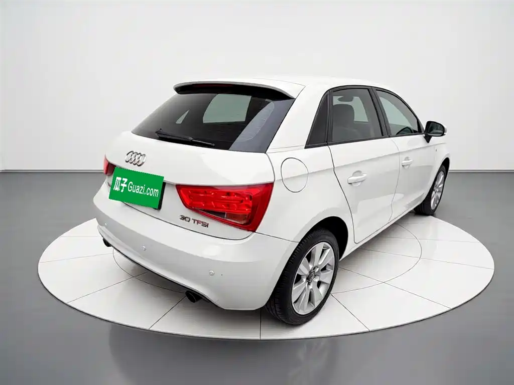 Audi A1 2014 30 TFSI Sportback Fashion фото 5
