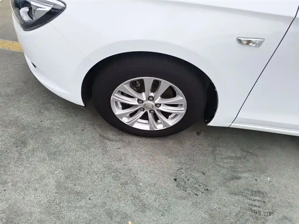 Buick Excelle 2015 15N Automatic Progressive фото 23