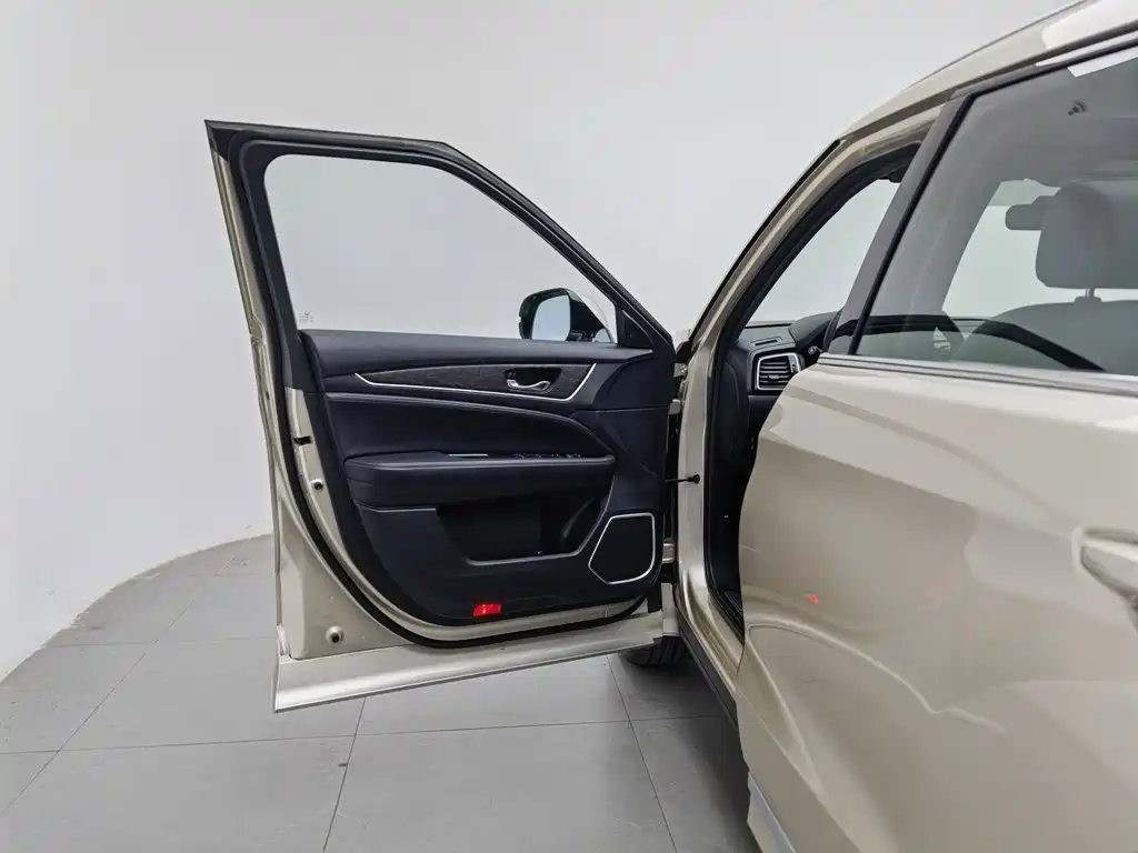 Honda UR-V 2022 2020 370TURBO 2WD Premium Elegance Edition