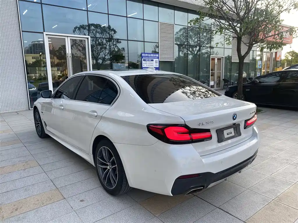 BMW 5 Series New Energy 2022 Facelift 535Le M Sport Package фото 7