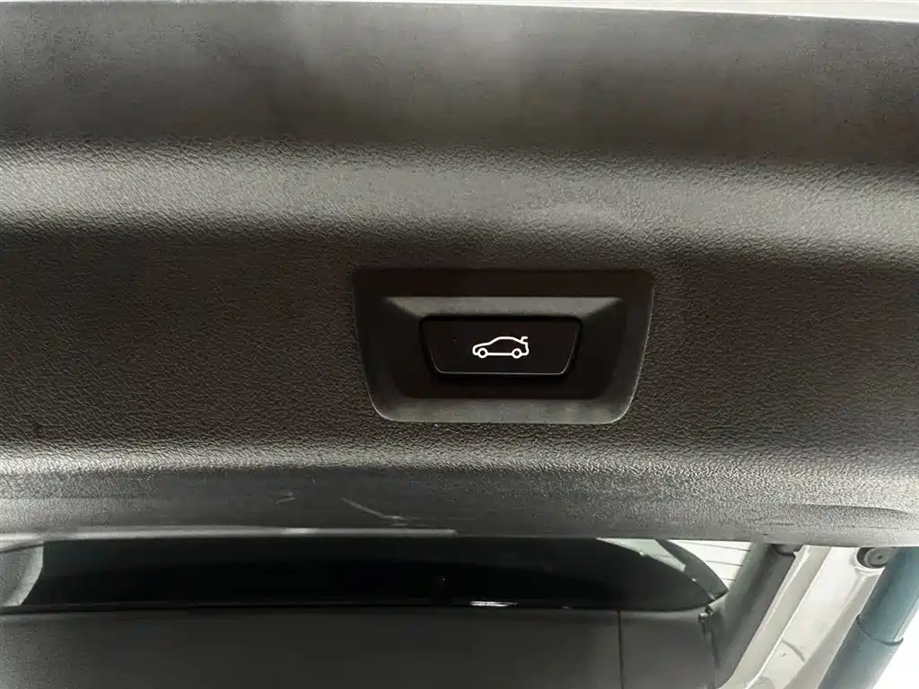 BMW X1 2023 sDrive20Li X Design Package фото 18