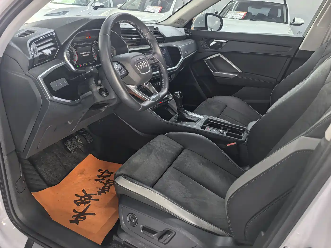 Audi Q3 2022 35 TFSI Fashion Dynamic фото 7