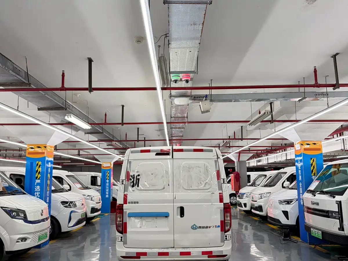 CHANGAN CROSS STAR V7 EV