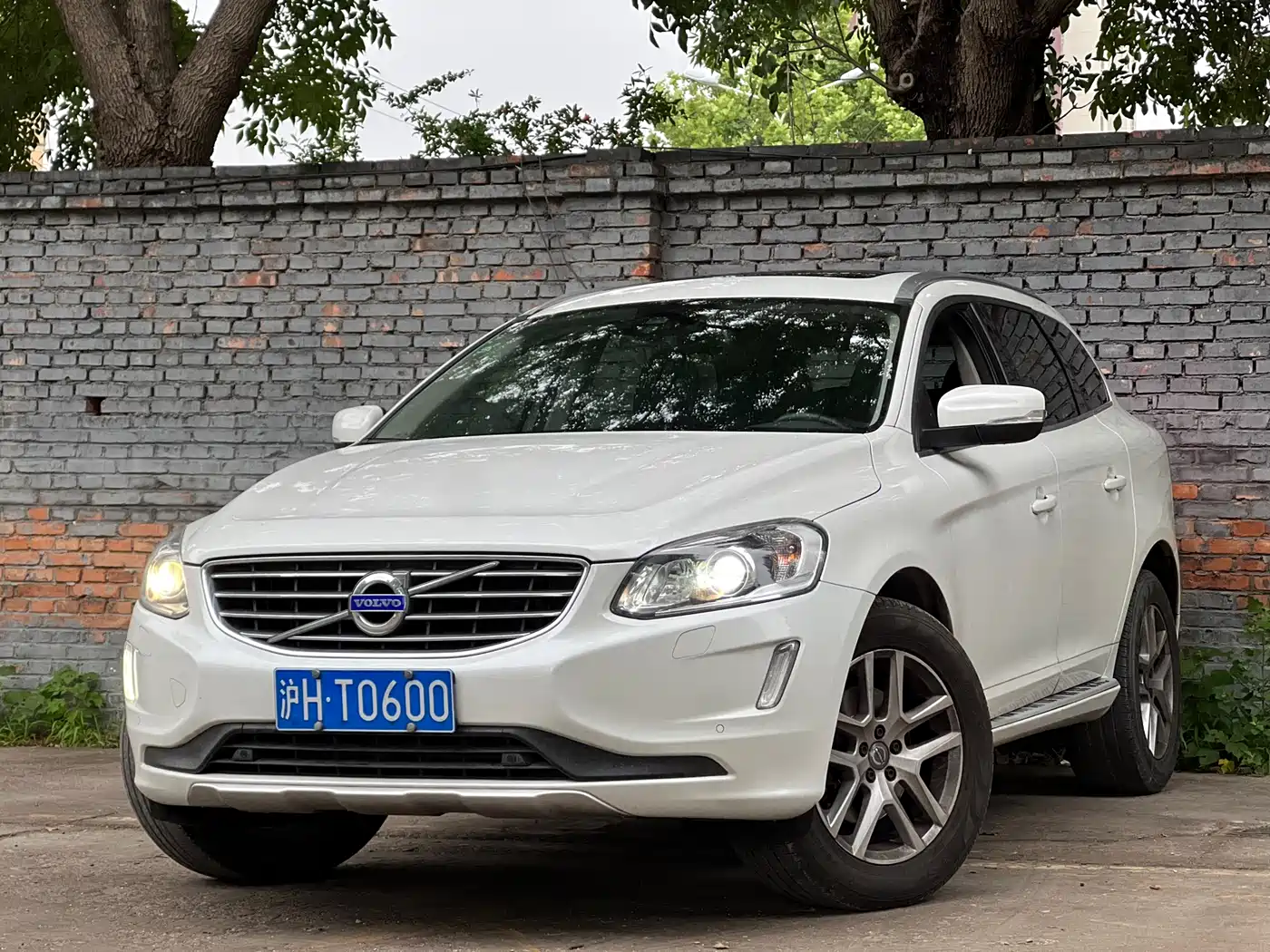 Volvo XC60 2017 — пригон из Китая