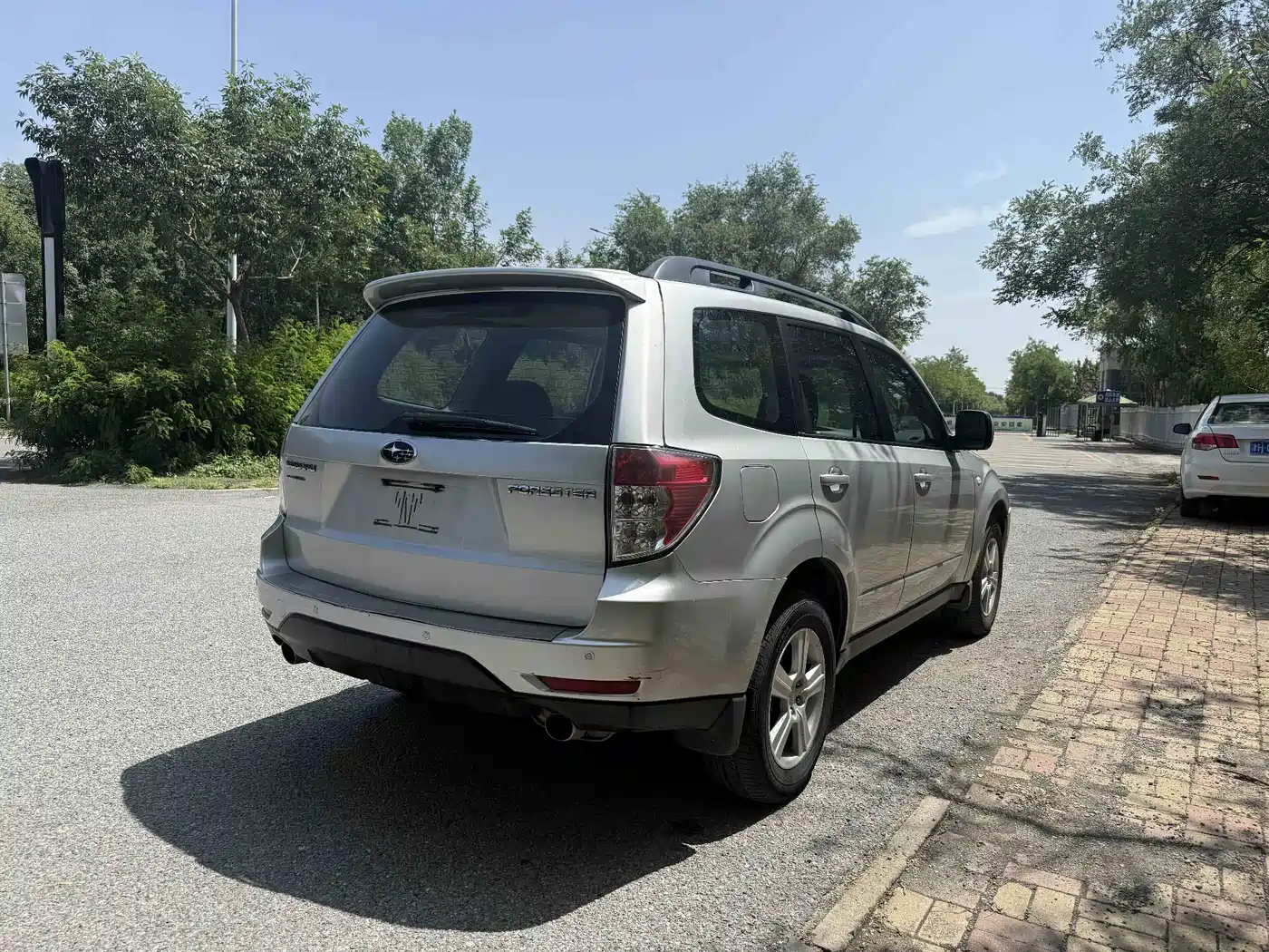 Subaru Forester 2010 2.0XS Automatic Luxury Edition фото 4