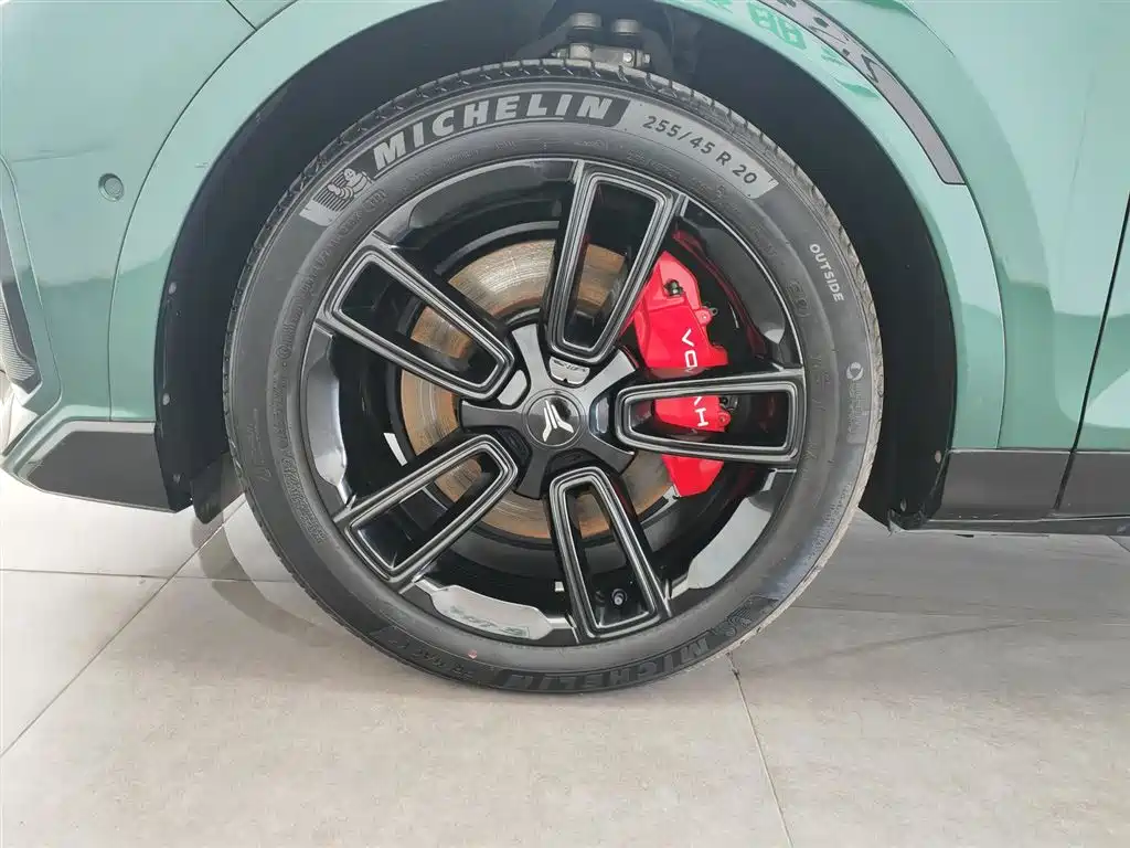 Voyah Auto VOYAH FREE 2025 318 318km RWD Touring Edition фото 17