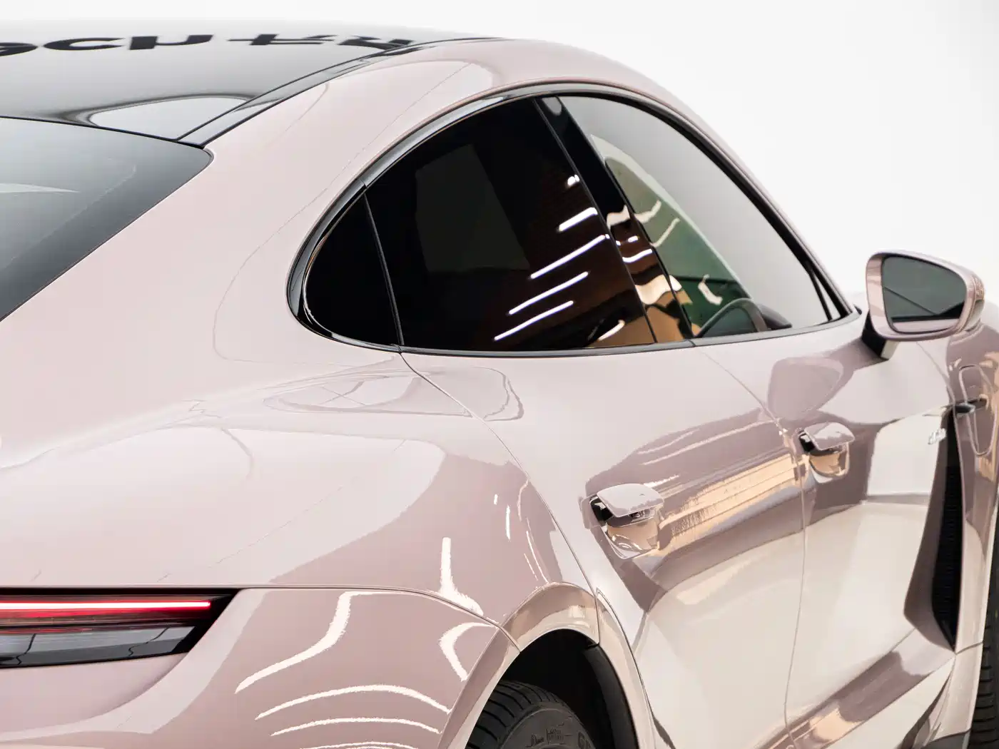 Porsche Taycan 2022 Facelift Taycan фото 6