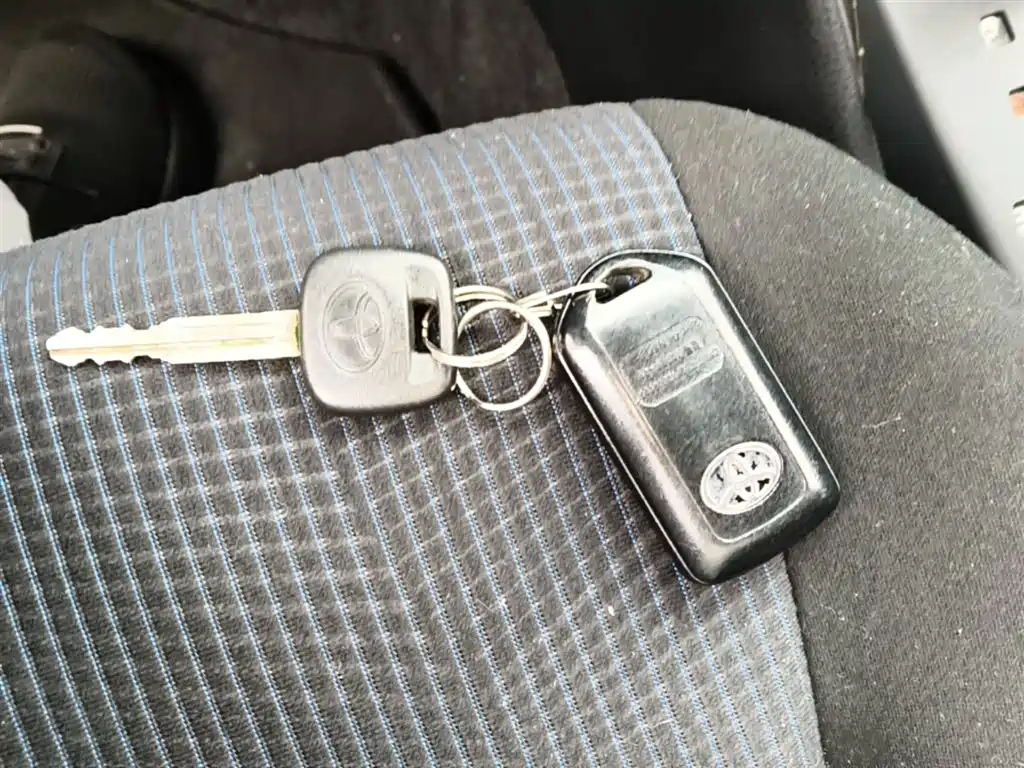 Toyota YARiS L Zhi Xuan 2015 1.5E Auto Charming Edition фото 9