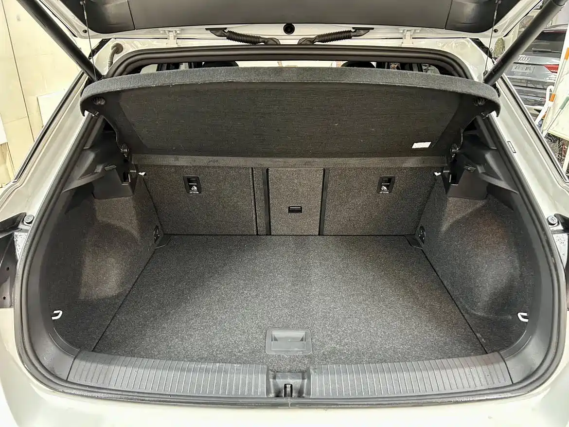 Volkswagen T-ROC 2022 280TSI DSG 2WD R-Line Pro PLUS фото 22