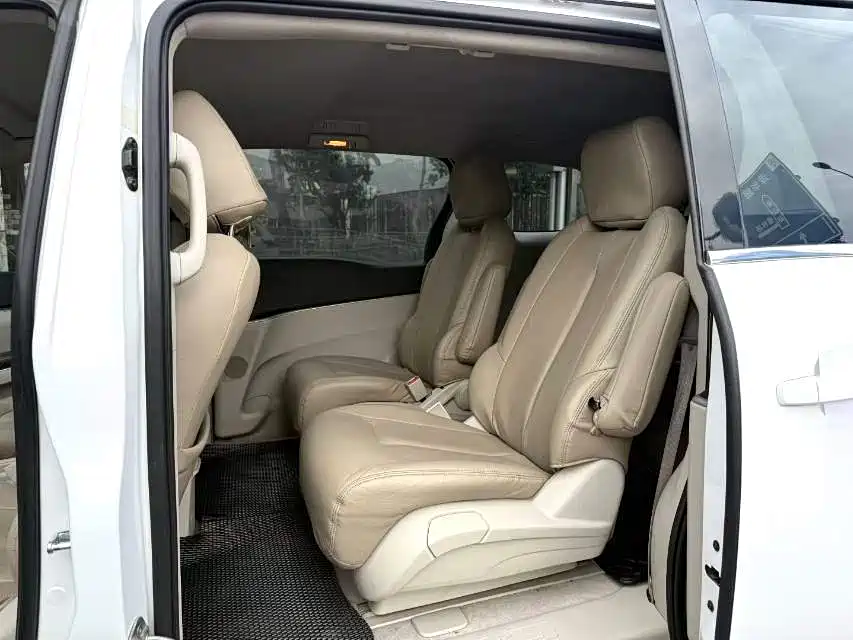 Buick GL8 2022 Land Business Class 652T Comfort фото 4