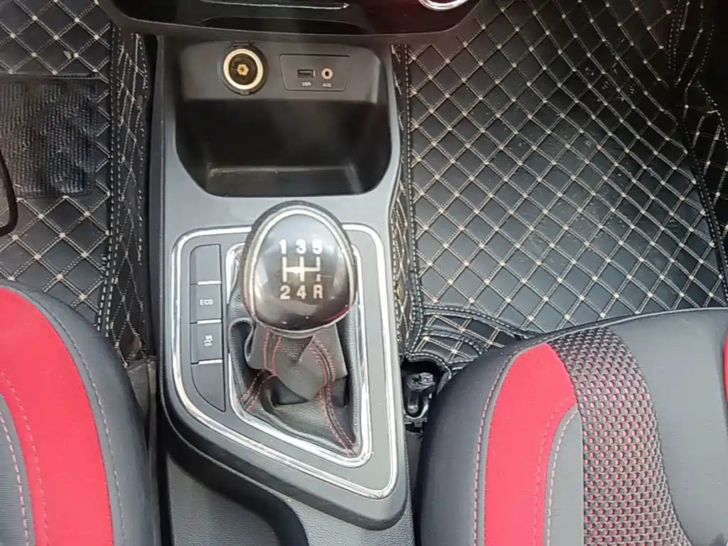 JAC Motors Refine S2 2018 2018 Smart Drive Edition 1.5L Manual Luxury