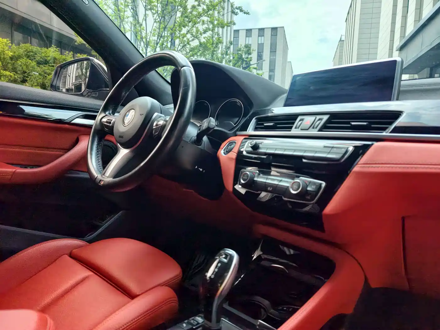 BMW X2 2020 sDrive25i Leading M Off-Road Package фото 13
