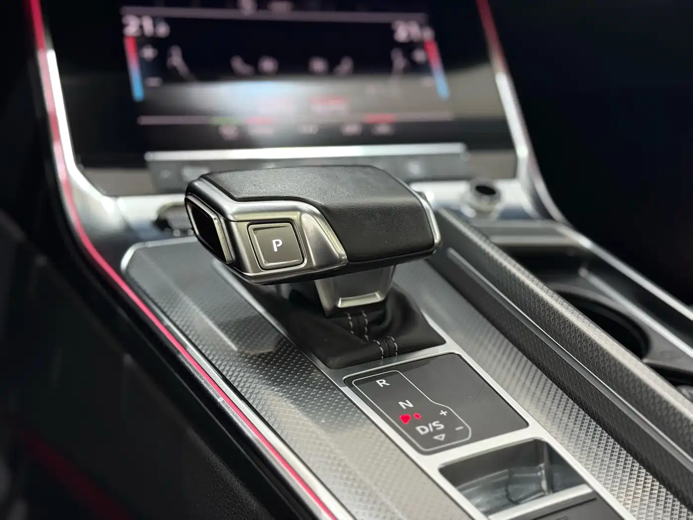 Audi A6L 2021 45 TFSI Exclusive Sport фото 6