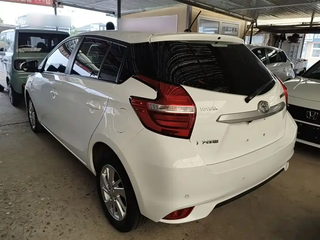 Toyota YARiS L Zhi Xuan 2019 1.5E CVT MeiDong Edition China VI фото 5