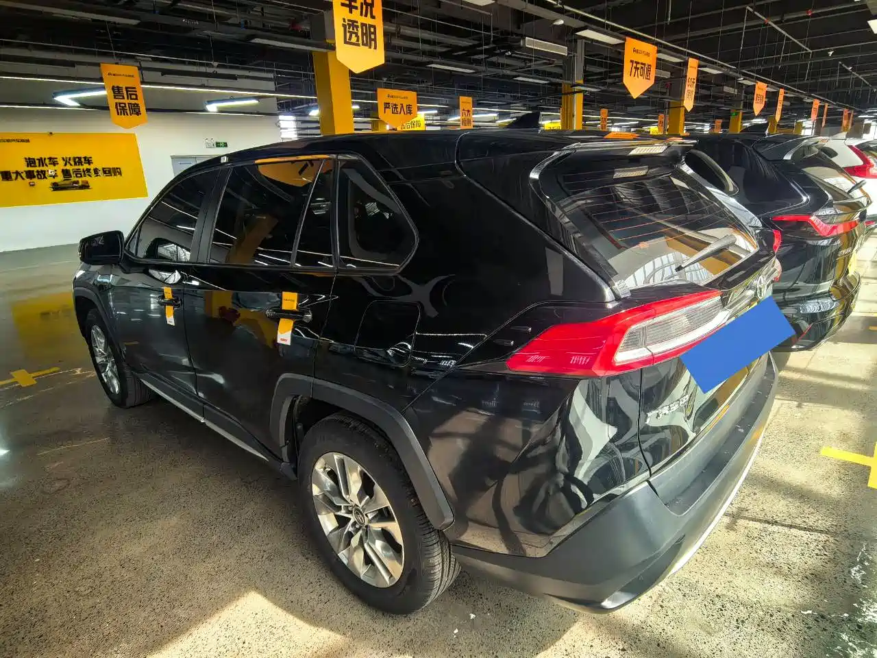 Toyota Wildlander 2020 2.0L CVT 2WD Luxury Edition фото 8