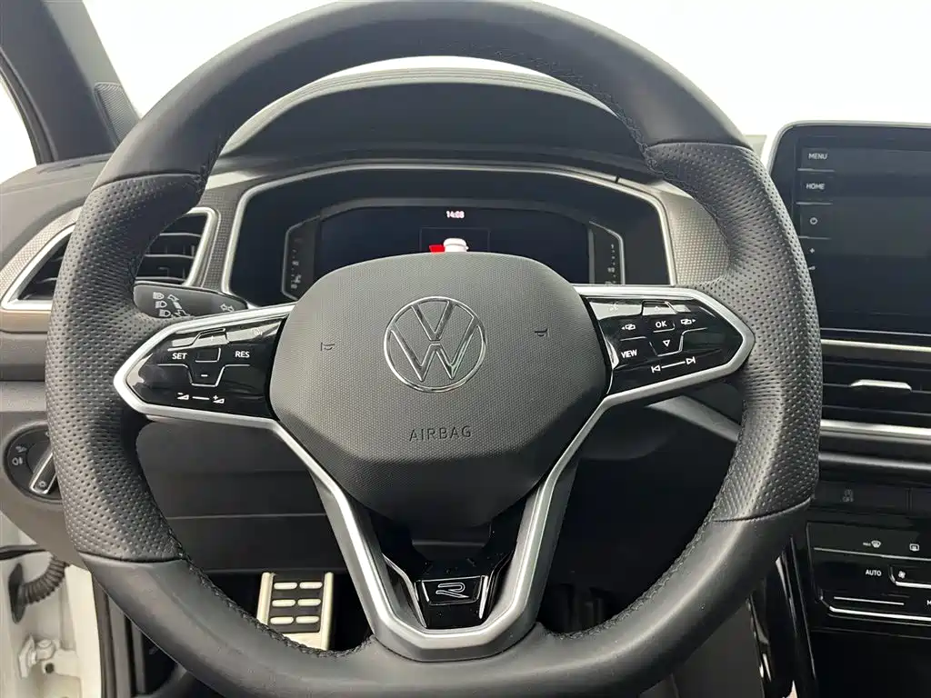 Volkswagen T-ROC 2023 300TSI DSG 2WD Dawn Edition фото 11