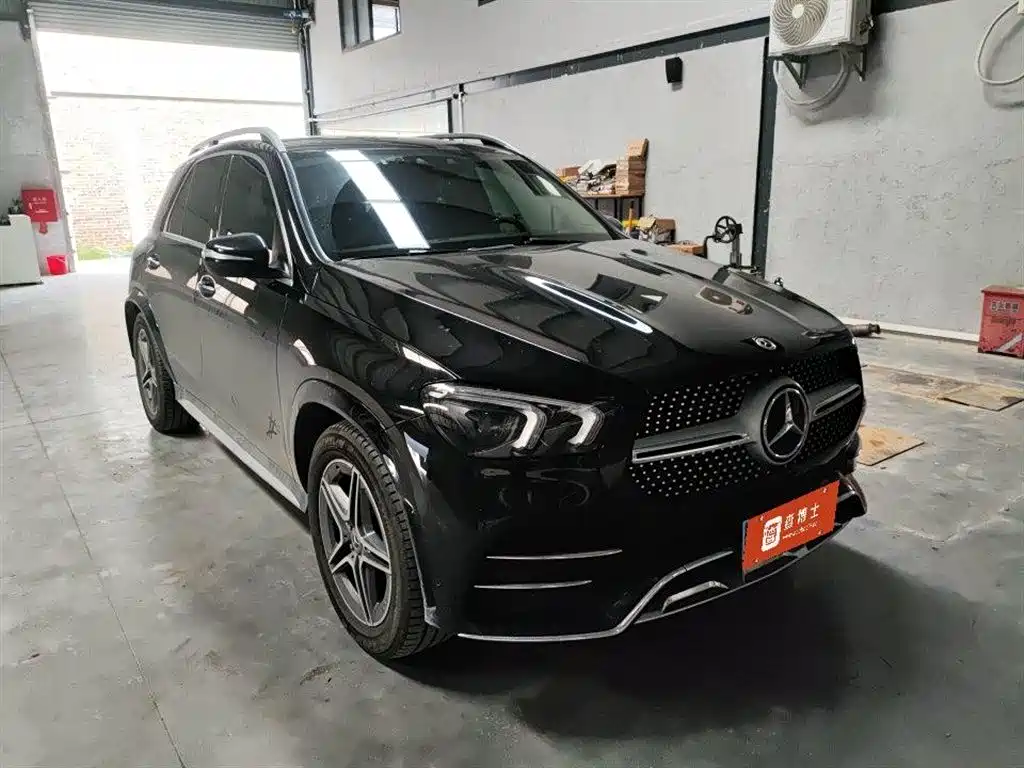 Mercedes-Benz GLE фото 5