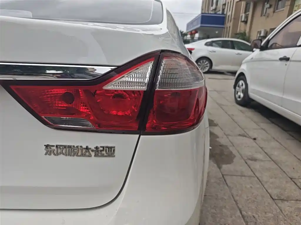 Kia K3 2016 1.6L Automatic GLS фото 8