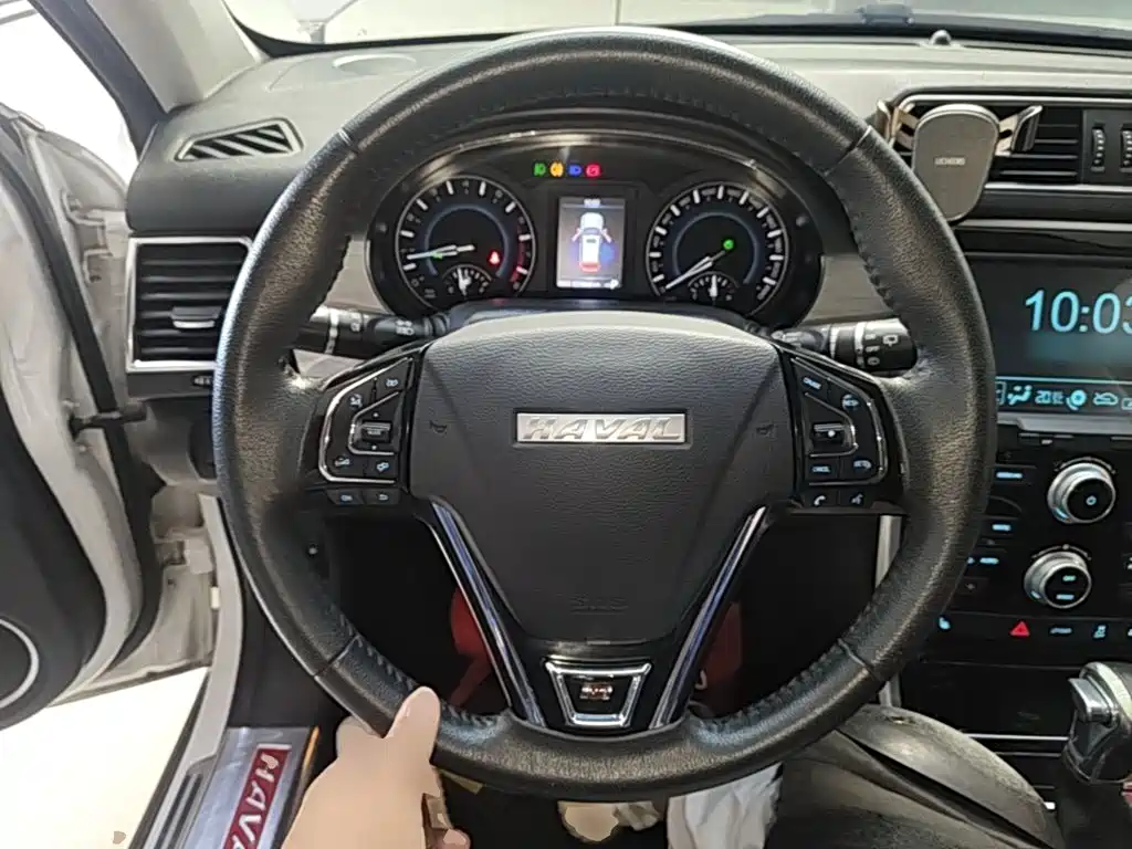 Фото 11 - Haval H2