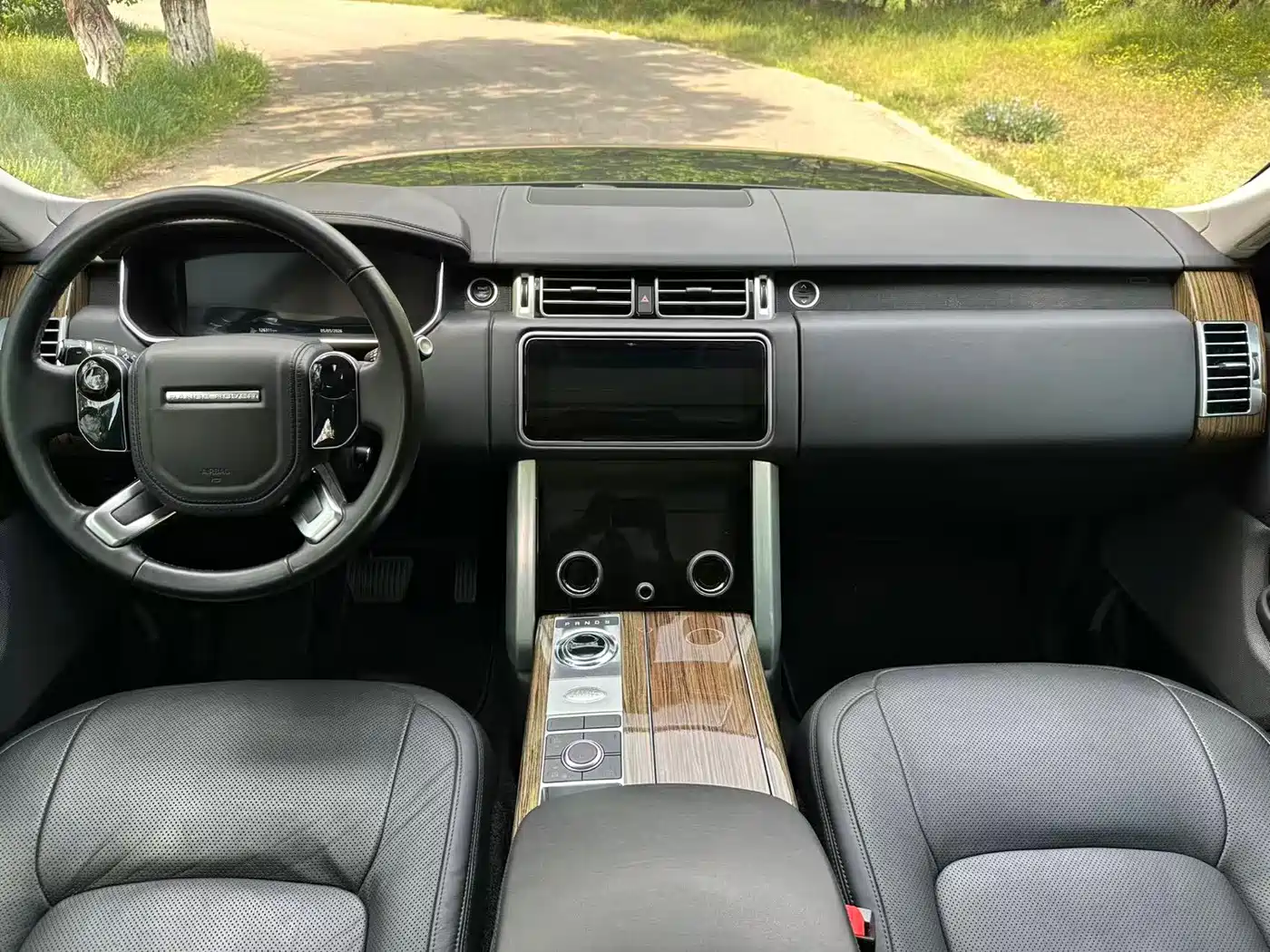 Land Rover Range Rover 2019 3.0 SC V6 Heritage Extended Edition фото 10