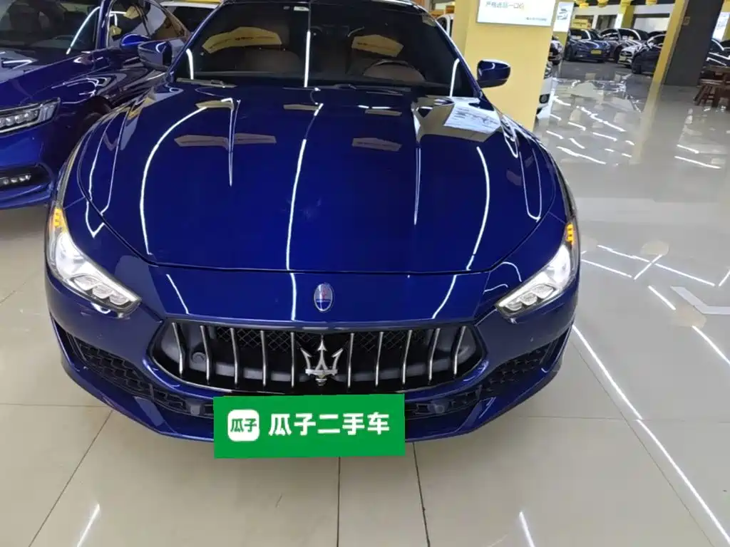 Photo 3 - Maserati Ghibli