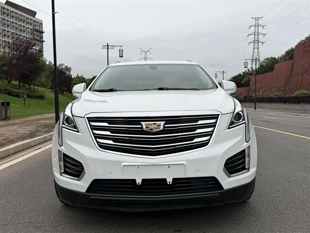 Cadillac XT5 2018 25T Luxury фото 2