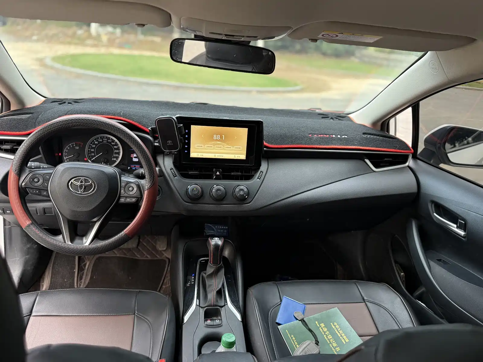Фото 6 - Toyota Corolla