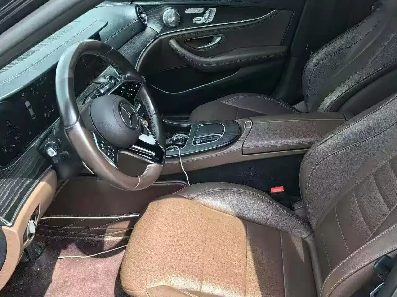 Mercedes-Benz E-Class 2021 E 300 L Sport Fashion фото 5