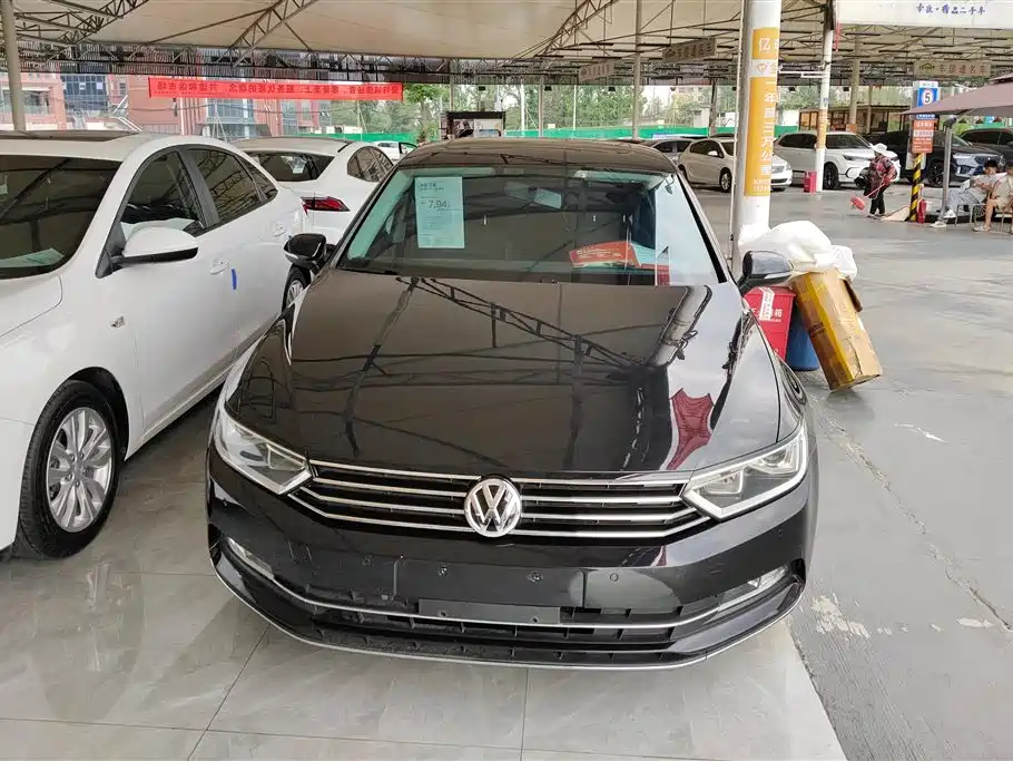 Volkswagen Magotan 2018 330TSI DSG Leading фото 2