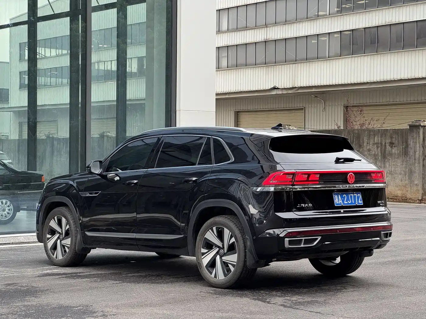 Volkswagen Teramont 2025 Teramont X 380TSI 4WD Outstanding Edition фото 9