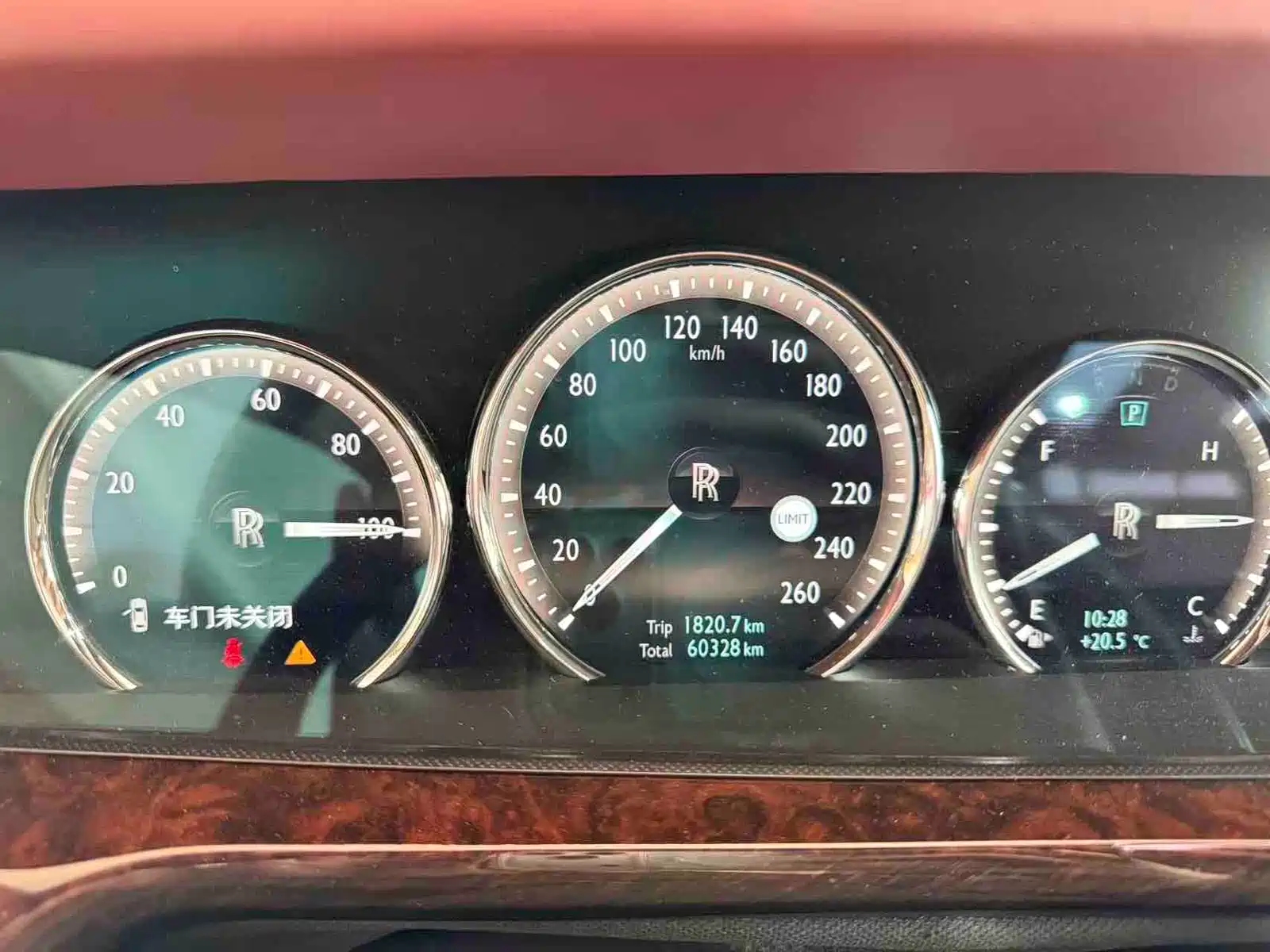 Фото 10 - Rolls-Royce Phantom