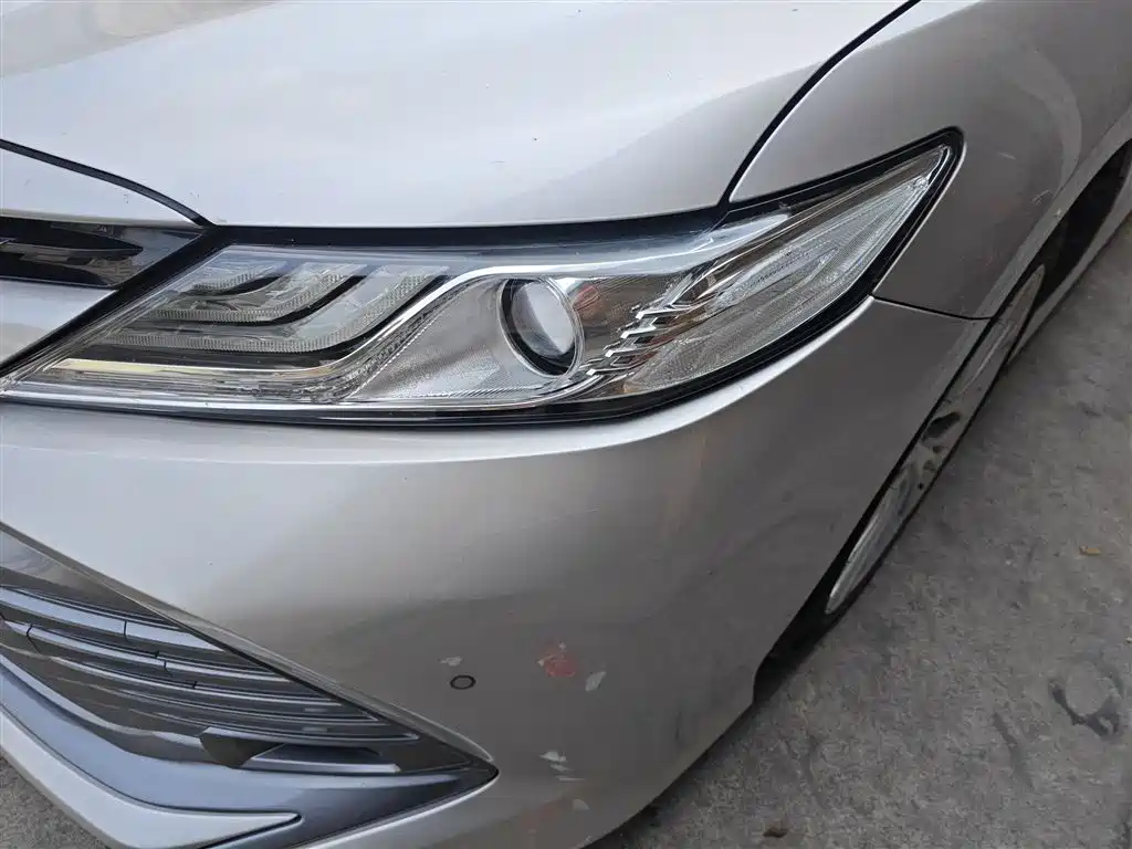 Toyota Camry 2018 2.5G Luxury Edition фото 24