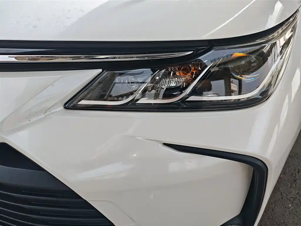 Toyota Corolla 2021 Hybrid 1.8L E-CVT Pioneer Edition фото 24